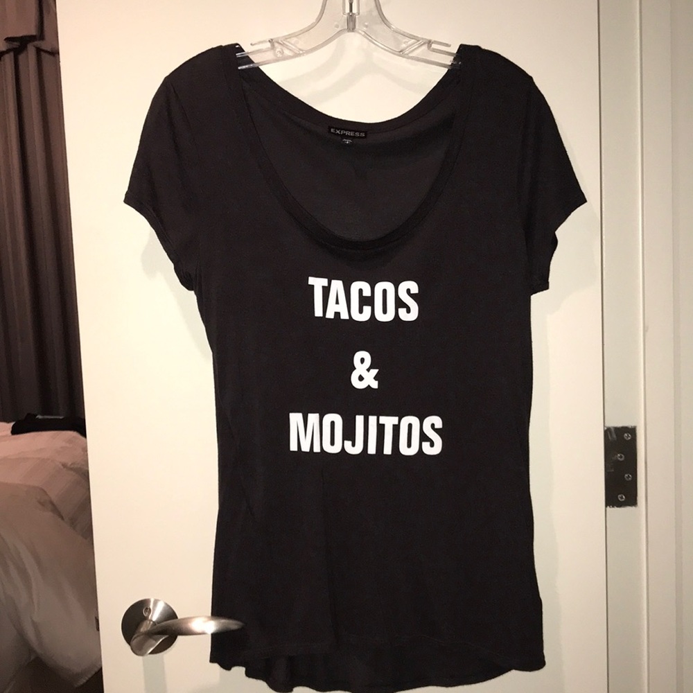 Scoop neck soft T